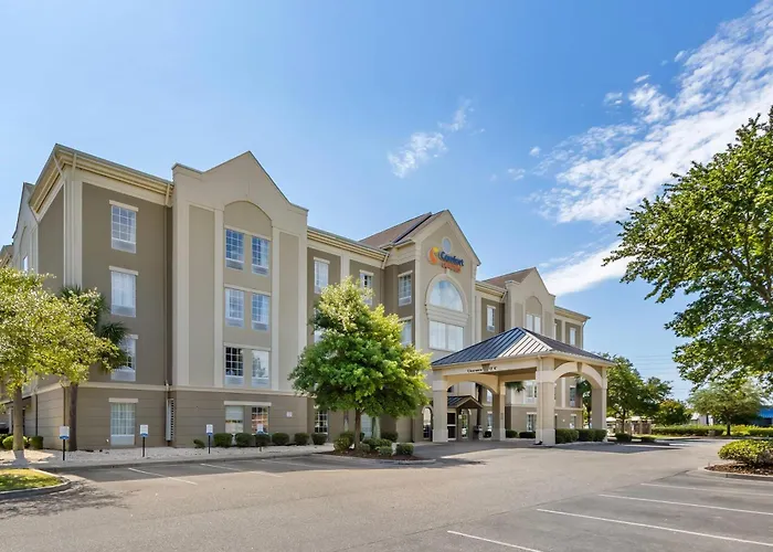 Hotel: Comfort Suites Myrtle Beach Central